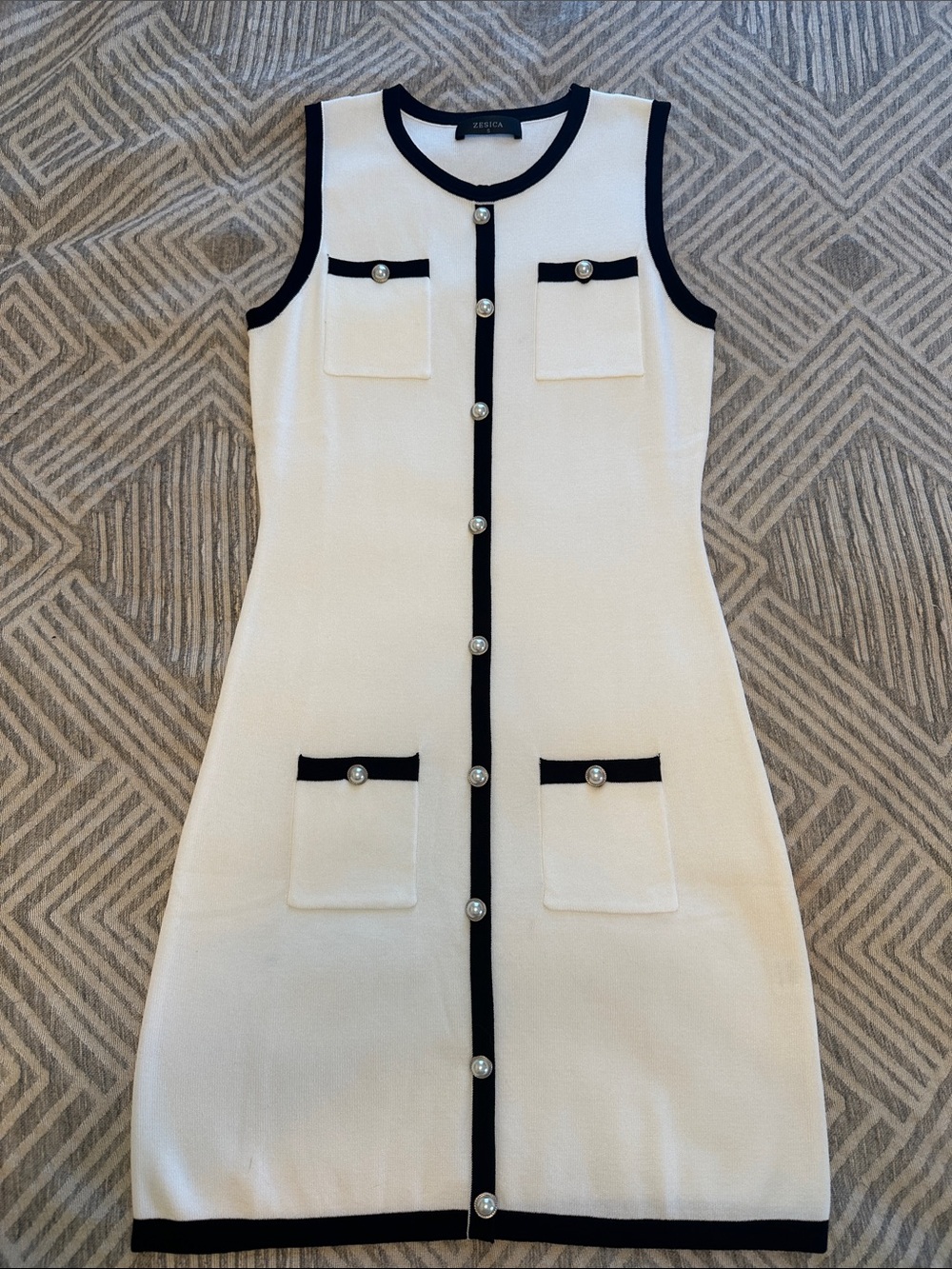 Zesica White Sleeveless Knit Mini Dress with Black Trim